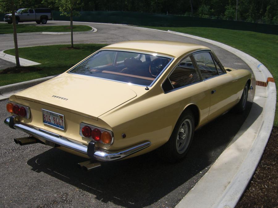  Ferrari 365 GT 2+2 Coupe 1970 года  (фото 6 из 6)
